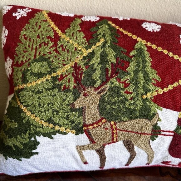 Santa's‎ Workshop Decorative Pillow Christmas Motif Feather Fill 14" x 24" NWT - Picture 8 of 12